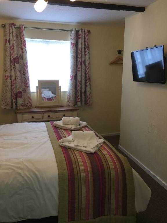 The Talbot Hotel Cleobury Mortimer エクステリア 写真